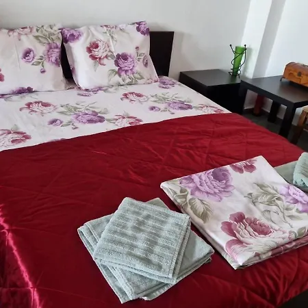 Spaciuos And Comfortable Lotus-top Location Burgas
